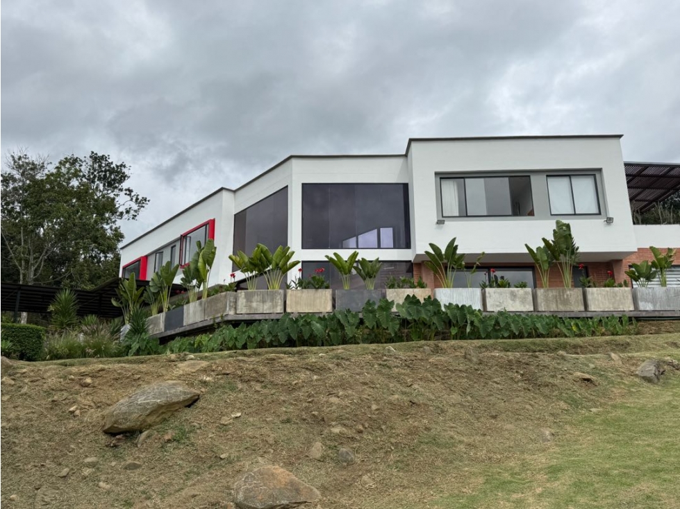 BAJO DE PRECIO CASA EN VENTA O ARRIENDO EN COPACABANA — foto 4