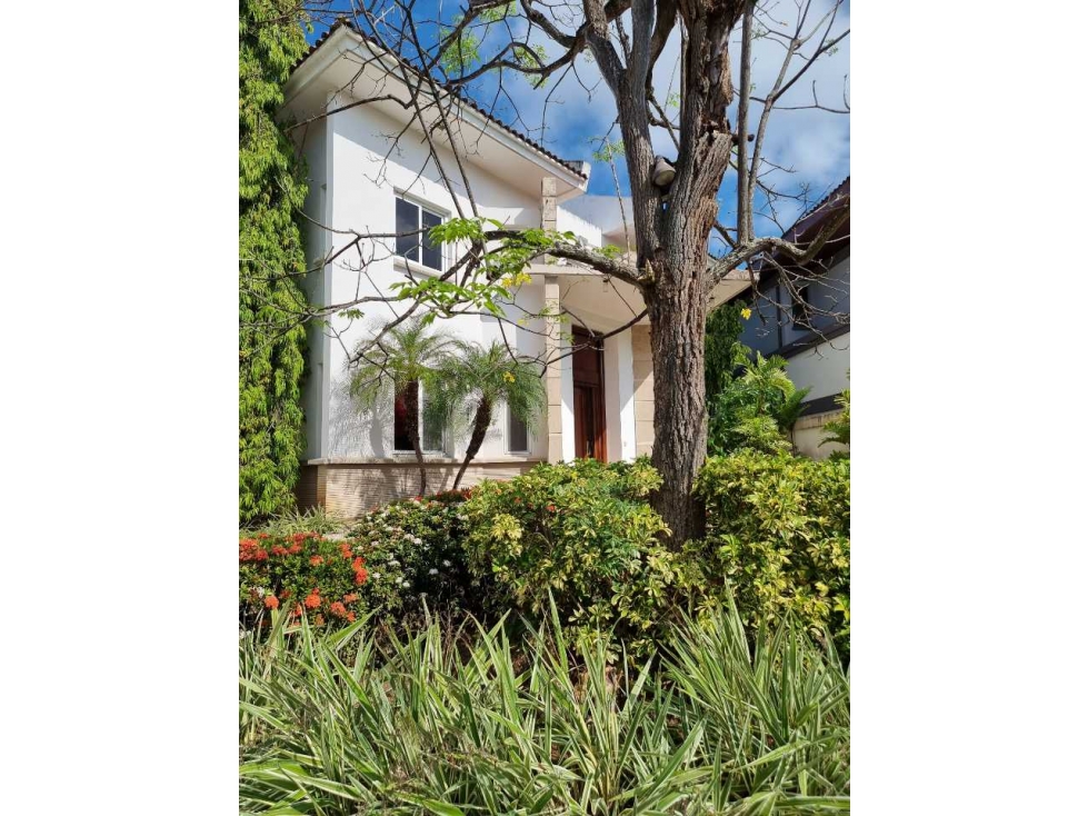 BALMORAL . CASA CON ACABADOS DE LUJO. COSTA DEL ESTE — foto 3