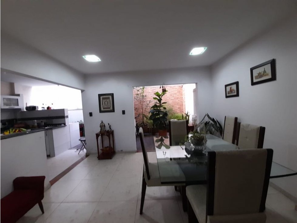Barrio Altamira - Casa en venta