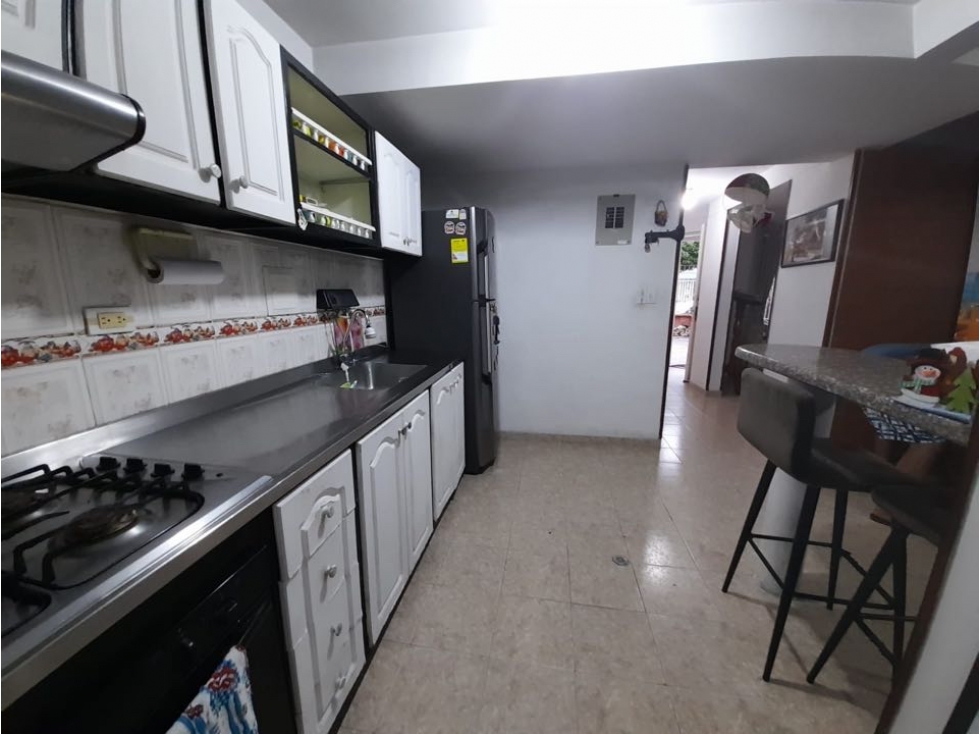 Casa de dos pisos en venta - Barrio Altamira Palmira Valle Colombia — foto 5