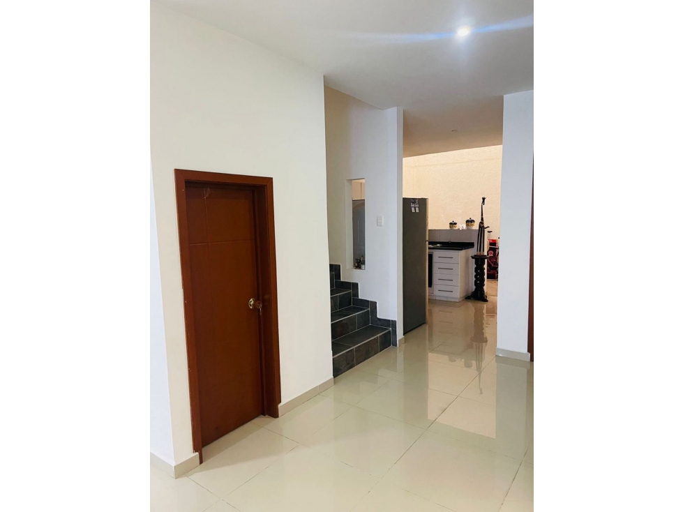 Barrio Las Flores - Casa en venta y/o permuta — foto 4