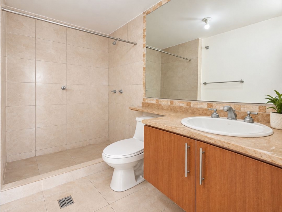 Batán Bajo Departamento con Balcón 100m2 — foto 3