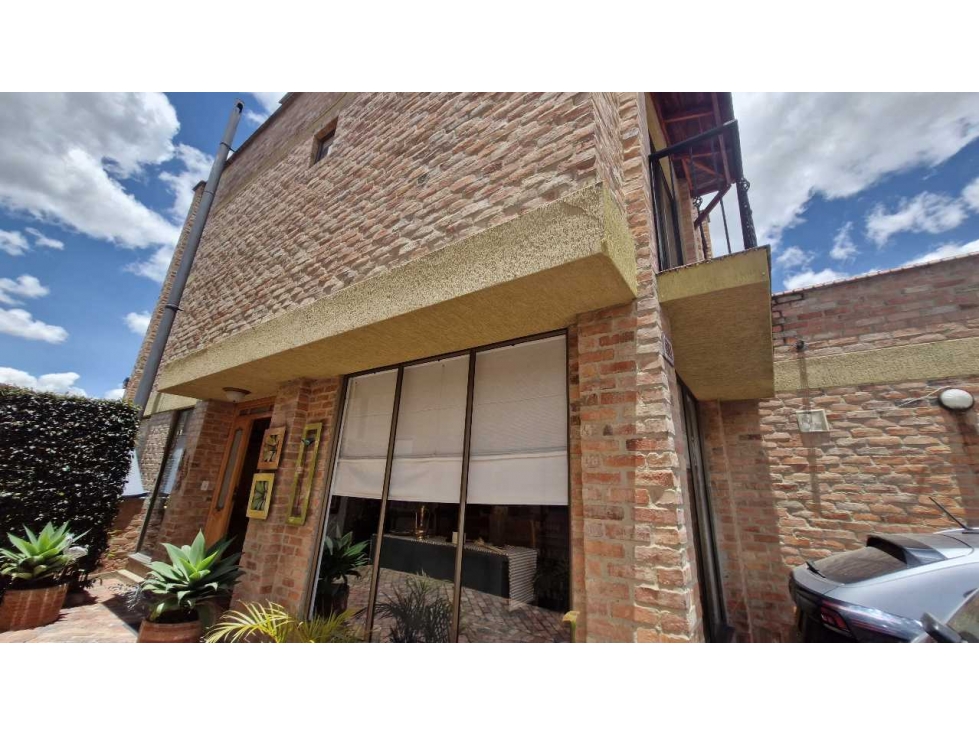 Bella casa en Chía para venta — foto 2