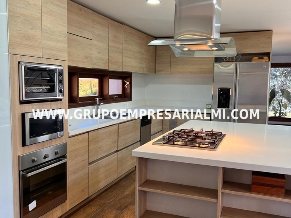 BELLA CASA FINCA EN ARRIENDO - SECTOR LOMA DEL ESCOBERO COD: 31426 — foto 3
