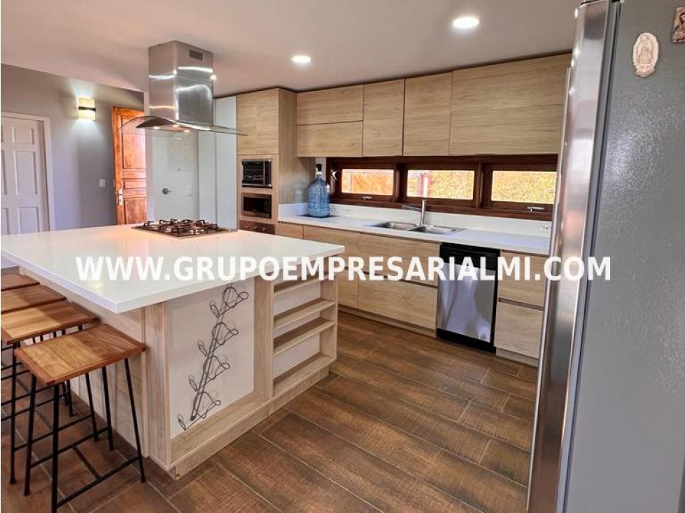 BELLA CASA FINCA EN ARRIENDO - SECTOR LOMA DEL ESCOBERO COD: 31426 — foto 2