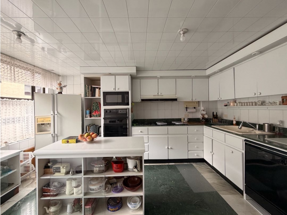 Bella Suiza REMODELAR PH triplex 300M2+85m2 de terraza-4 alc — foto 5