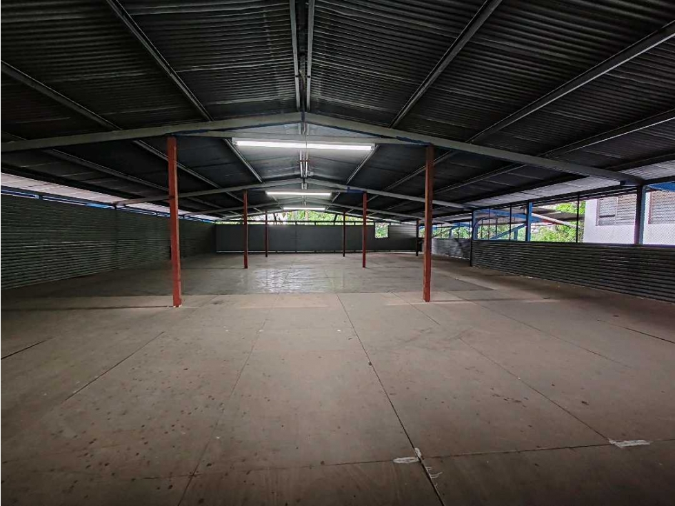 Bodega700 m2 Alquiler Pueblo Nuevo — foto 6