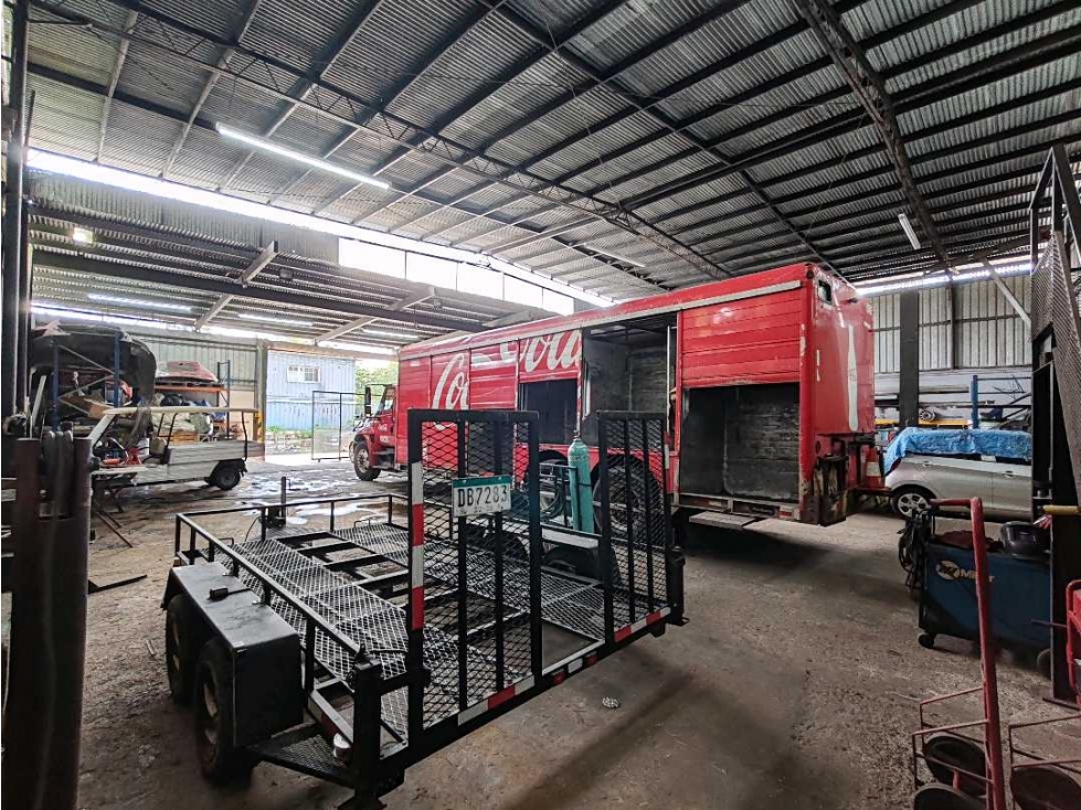Bodega 1016 m2 Pueblo Nuevo - 2