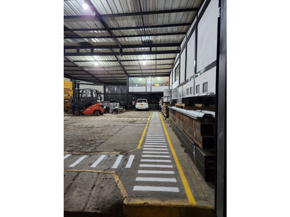 Bodega Autopista Medellín Bogotá - 1