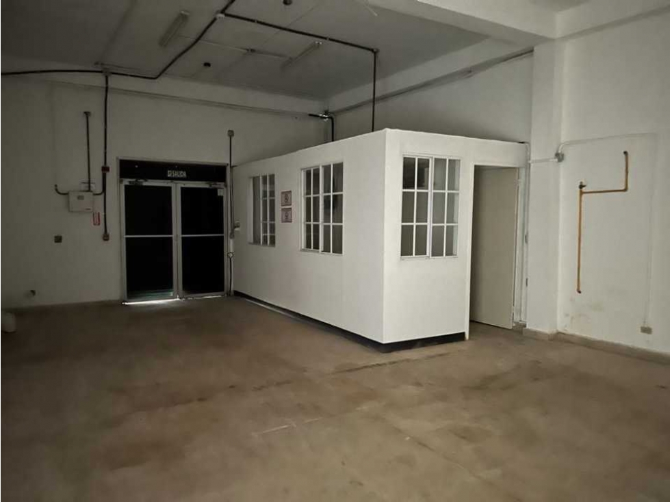 ALQUILER BODEGA 100 M2 BALBOA ANCON SEGUNDO PISO - 2