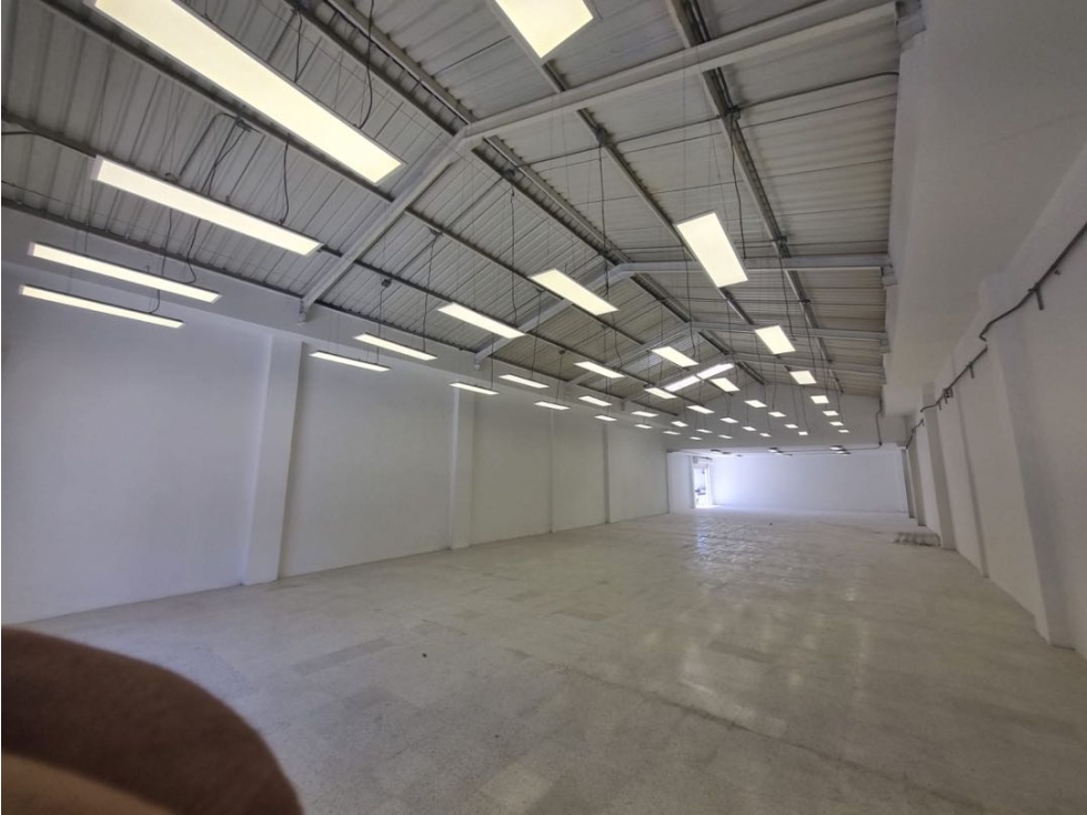 BODEGA COMERCIAL EN ARRIENDO USOS MULTIPLES| UBICACIÓN ESTRATÉGICA - 6
