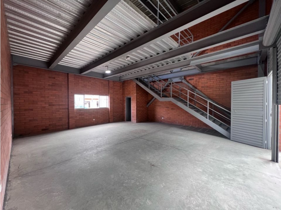 Bodega Complejo Industrial y Comercial Sector Mercar Armenia - 1