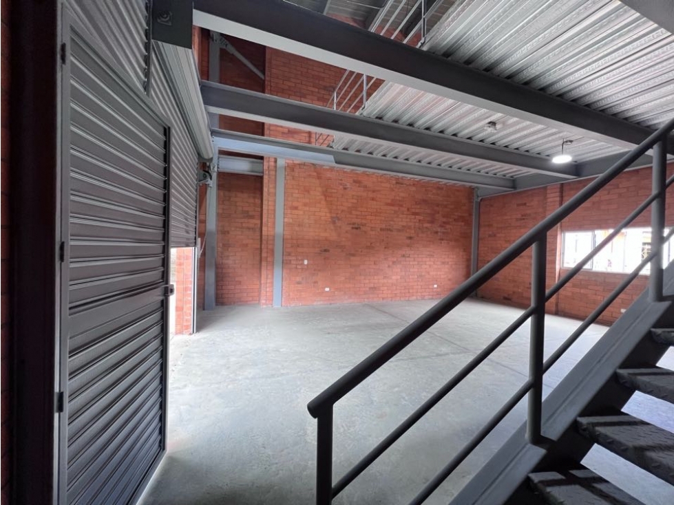 Bodega Complejo Industrial y Comercial Sector Mercar Armenia - 4