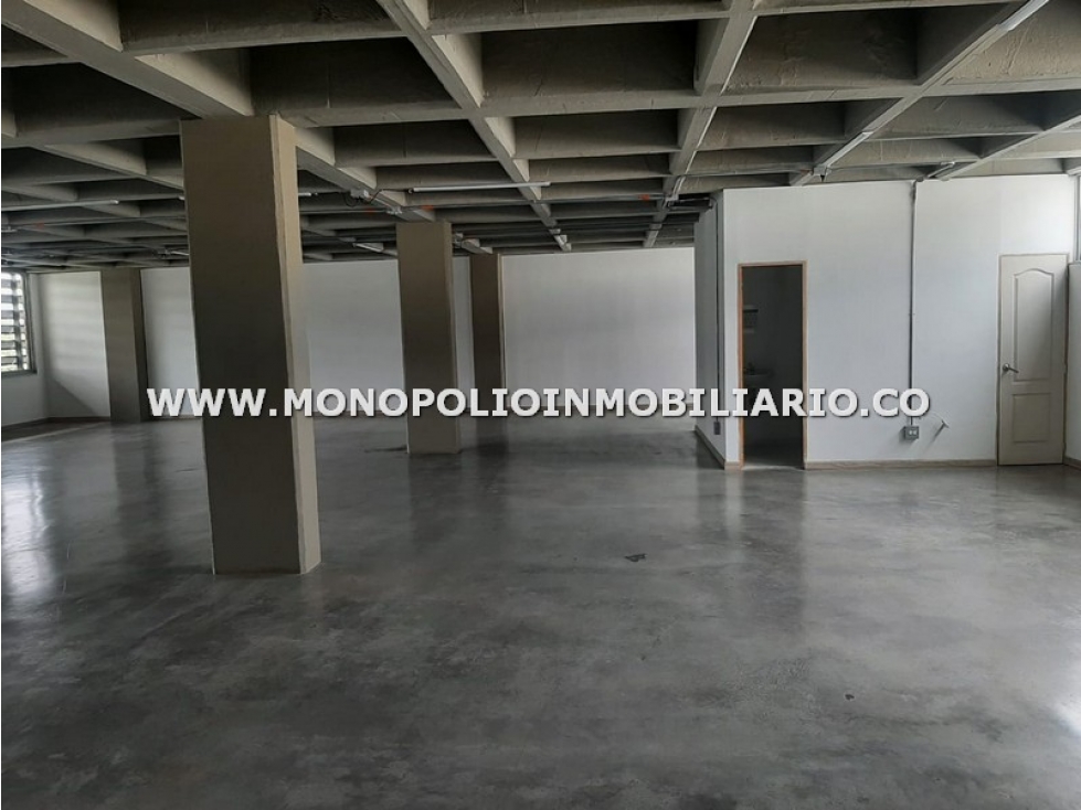 BODEGA EN ARRENDAMIENTO - SECTOR LA ESMERALDA, ITAGÜI COD: 23331 - 3