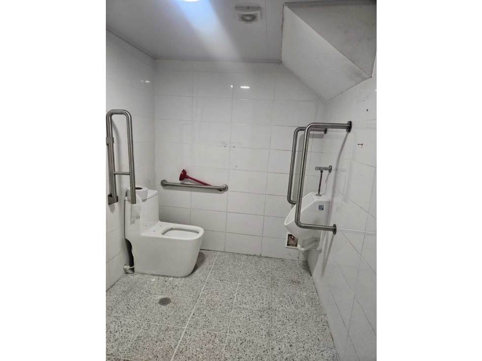 BODEGA EN ARRIENDO CARVAJAL, BOGOTÁ — foto 2