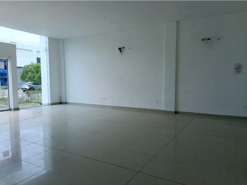 BODEGA EN ARRIENDO CENTRO EMPRESARIAL DE 550 - 1650M2 - MONTERIA - 6