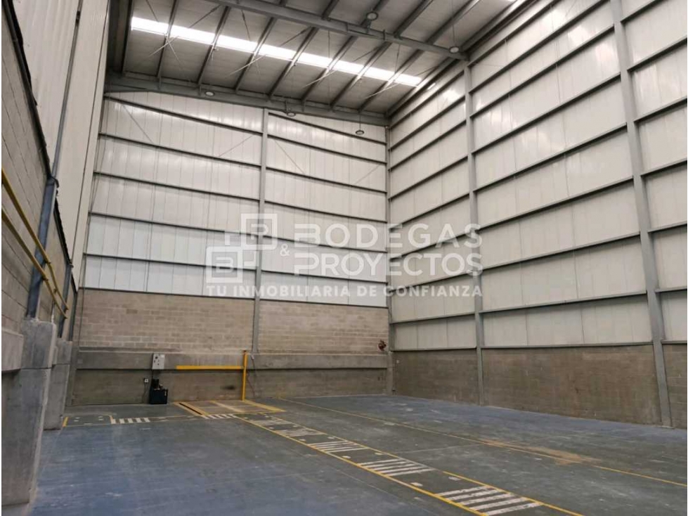 BODEGA EN ARRIENDO COPACABANA - 5