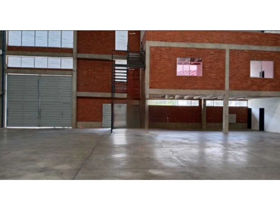 BODEGA EN ARRIENDO EN GIRARDOTA. - 2