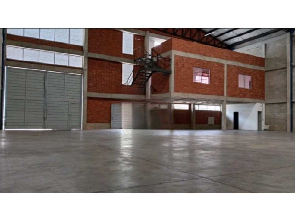 BODEGA EN ARRIENDO EN GIRARDOTA. - 3