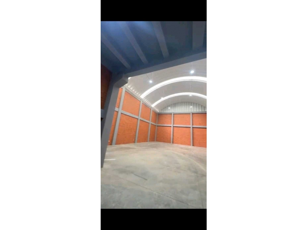 BODEGA EN ARRIENDO EN PARQUE INDUSTRIAL, ZIPAQUIRÁ - 1