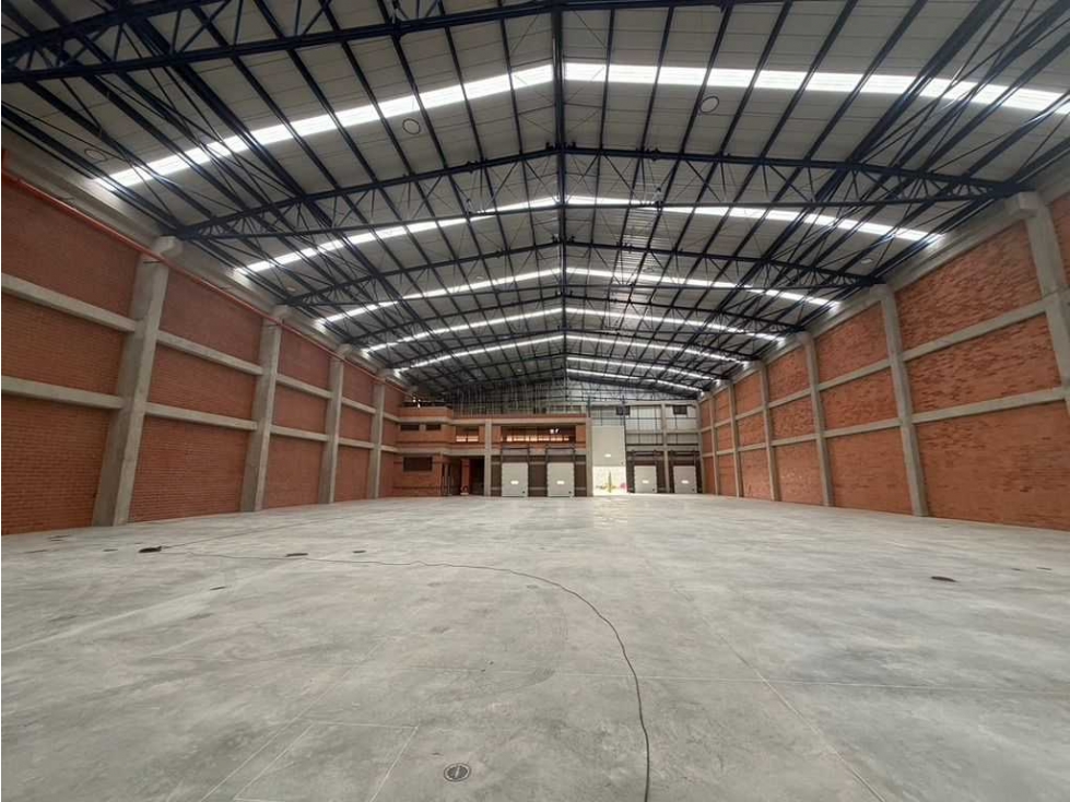 BODEGA EN ARRIENDO EN PARQUE INDUSTRIAL SIBERIA - 4