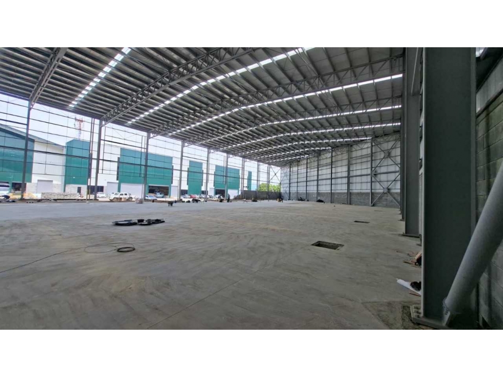 BODEGA EN ARRIENDO EN PEREIRA 3200M² - 1