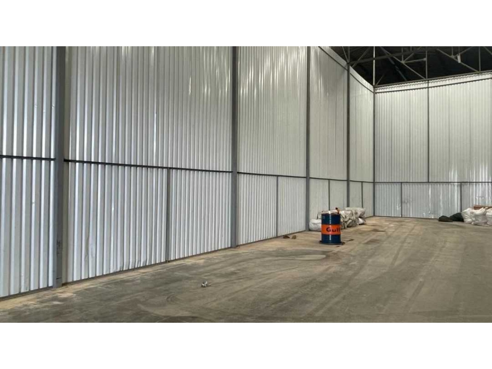 Bodega en Arriendo Madrid 687M² - 6