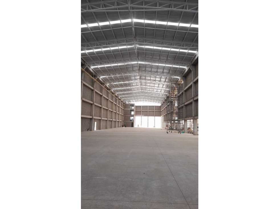 BODEGA EN ARRIENDO PARQUE INDUSTRIAL, SIBERIA - 1