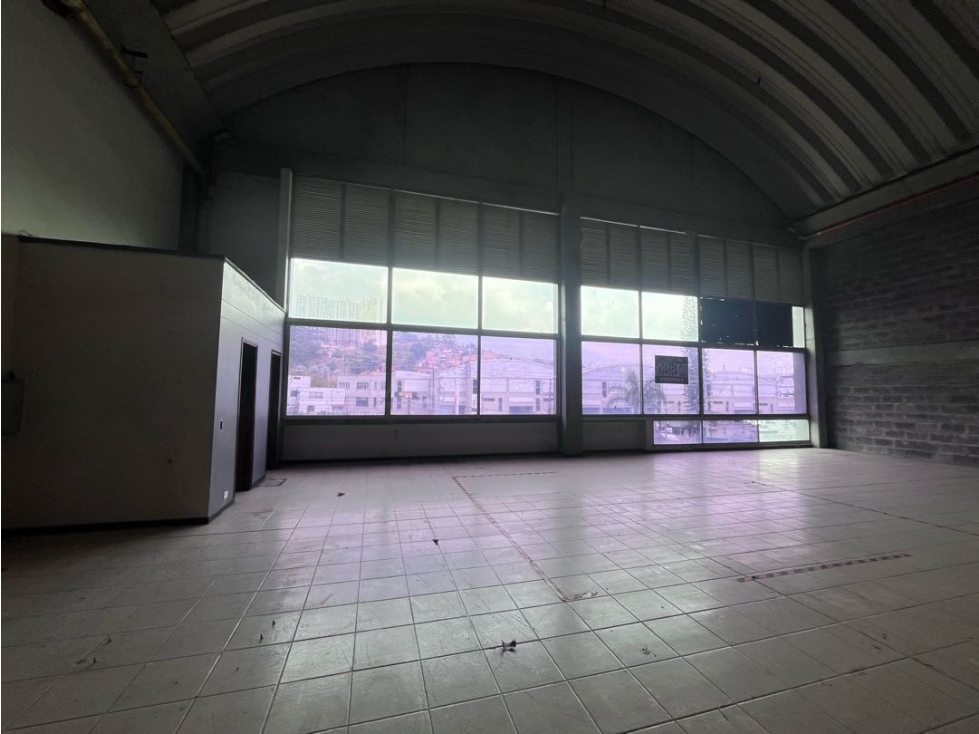 Bodega en arriendo sabaneta - 4