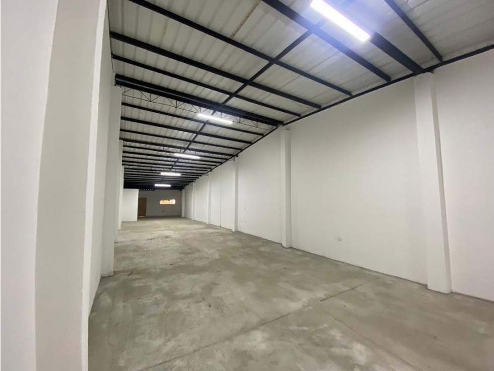 Bodega en Arriendo sector La Amalita — foto 2