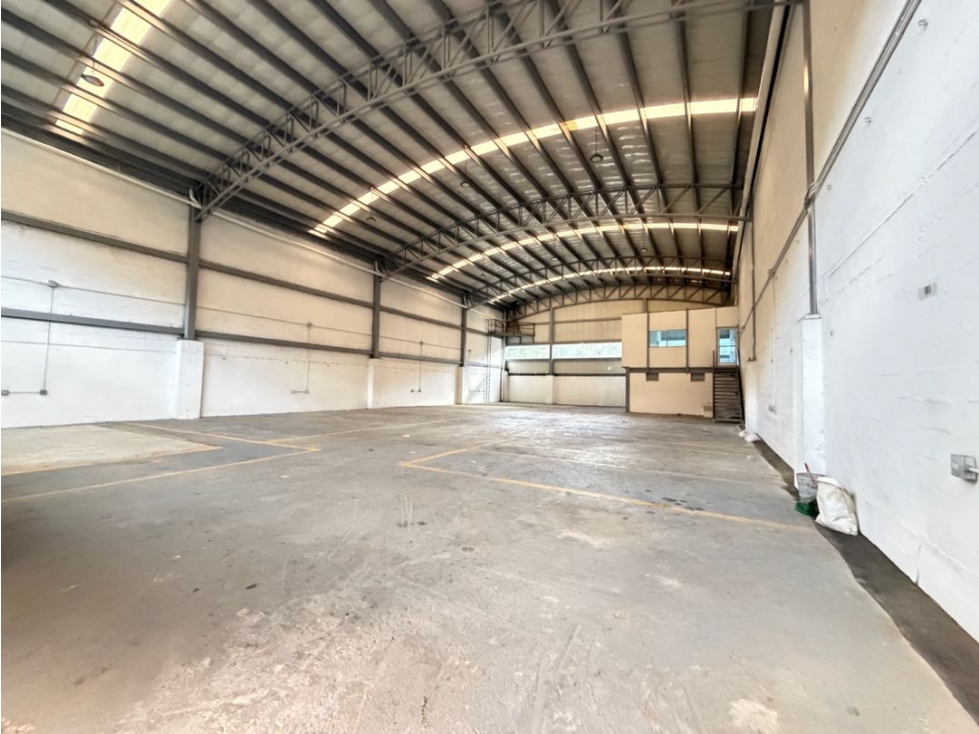 BODEGA EN ARRIENDO VIA CALDAS - 1