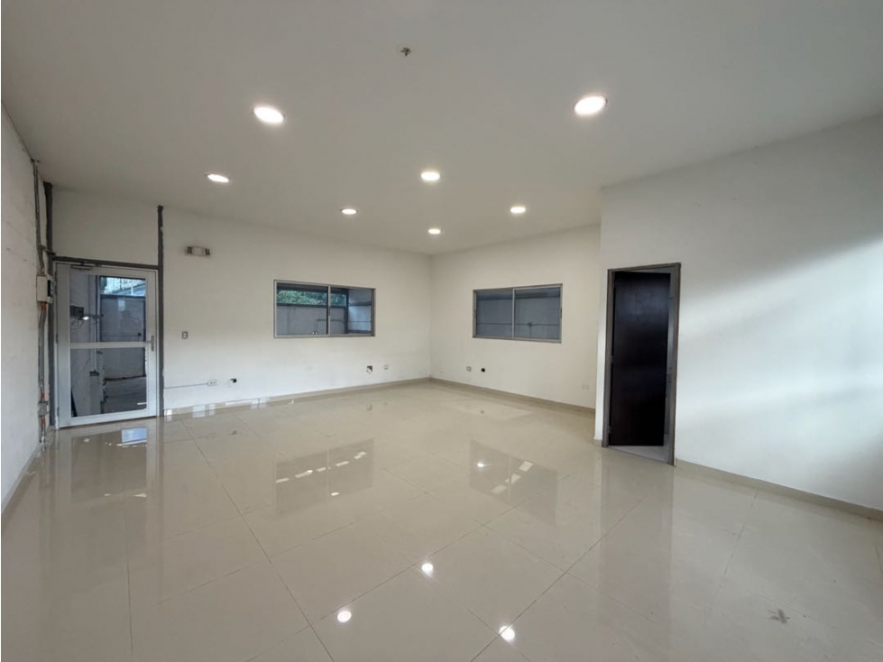 BODEGA EN ARRIENDO VIA CALDAS - 3