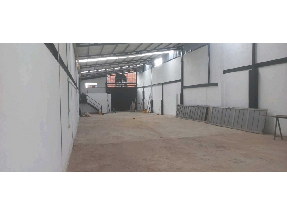 BODEGA EN ARRIENDO ZONA SUR INDUSTRIAL SAN BENITO, BOGOTA — foto 2