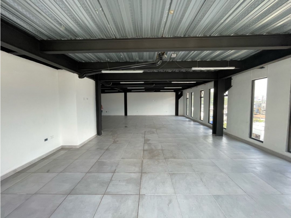 BODEGA EN ARRIENDO-ZONA INDUSTRIAL BELÉN — foto 4