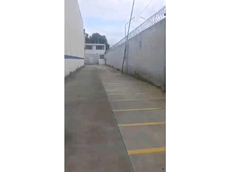 BODEGA EN ARRRIENDO EN EL SECTOR DE TOBERIN — foto 4