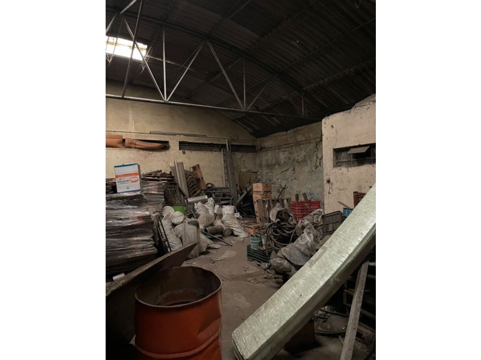 Bodega en renta - 4