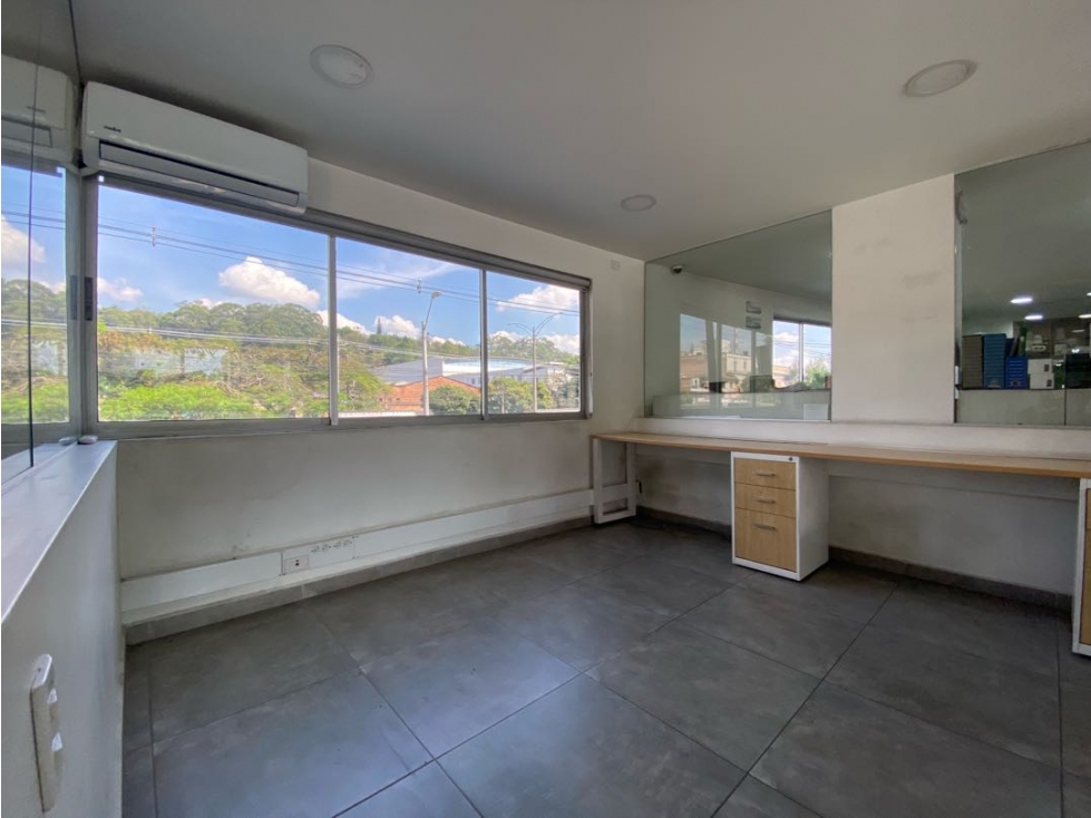 Bodega en arriendo en Guayabal Medellín — foto 4
