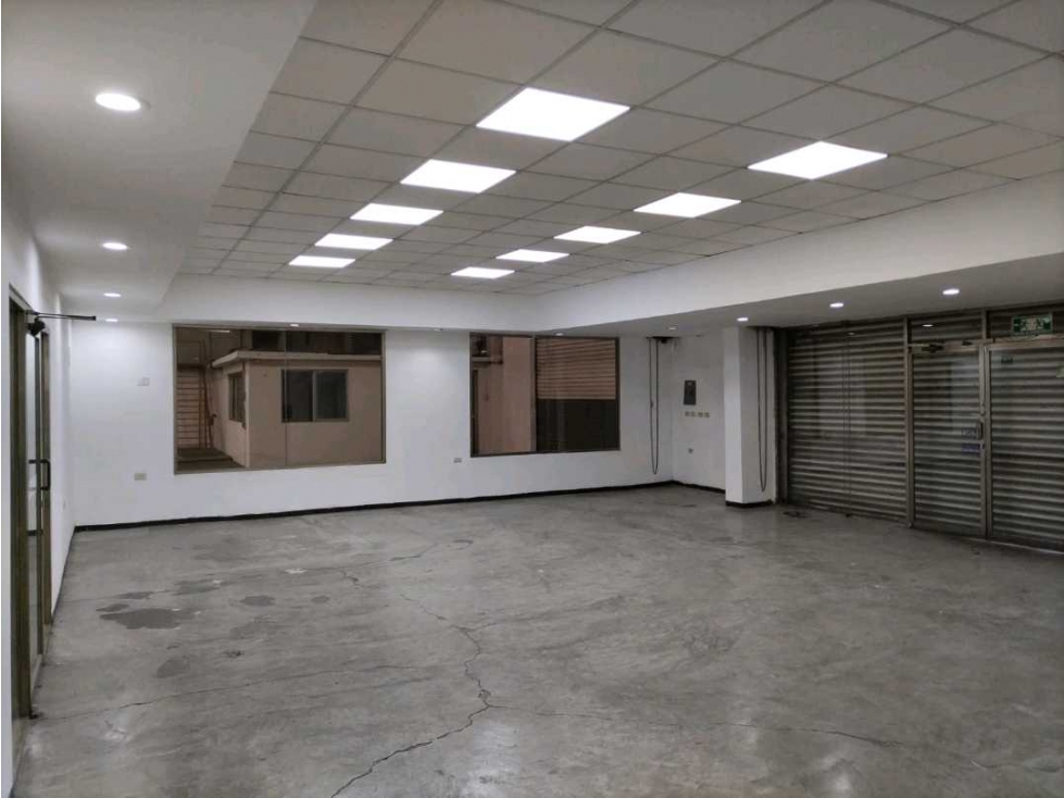 Bodega en Renta Frente a la Nissan Cardenas. - 4