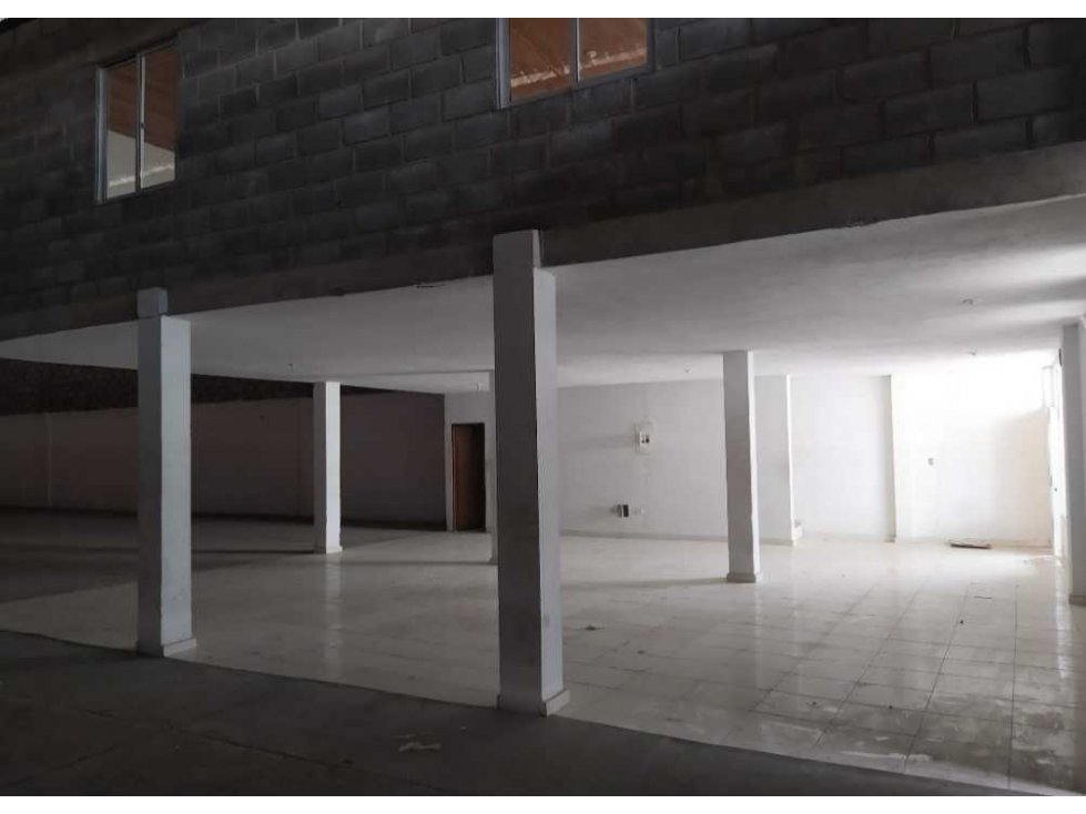 Bodega en Ternera con 855m² Centro Industrial de Ternera 2 - 3