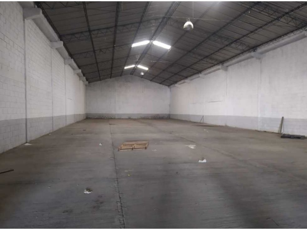Bodega en Ternera con 855m² Centro Industrial de Ternera 2 - 6