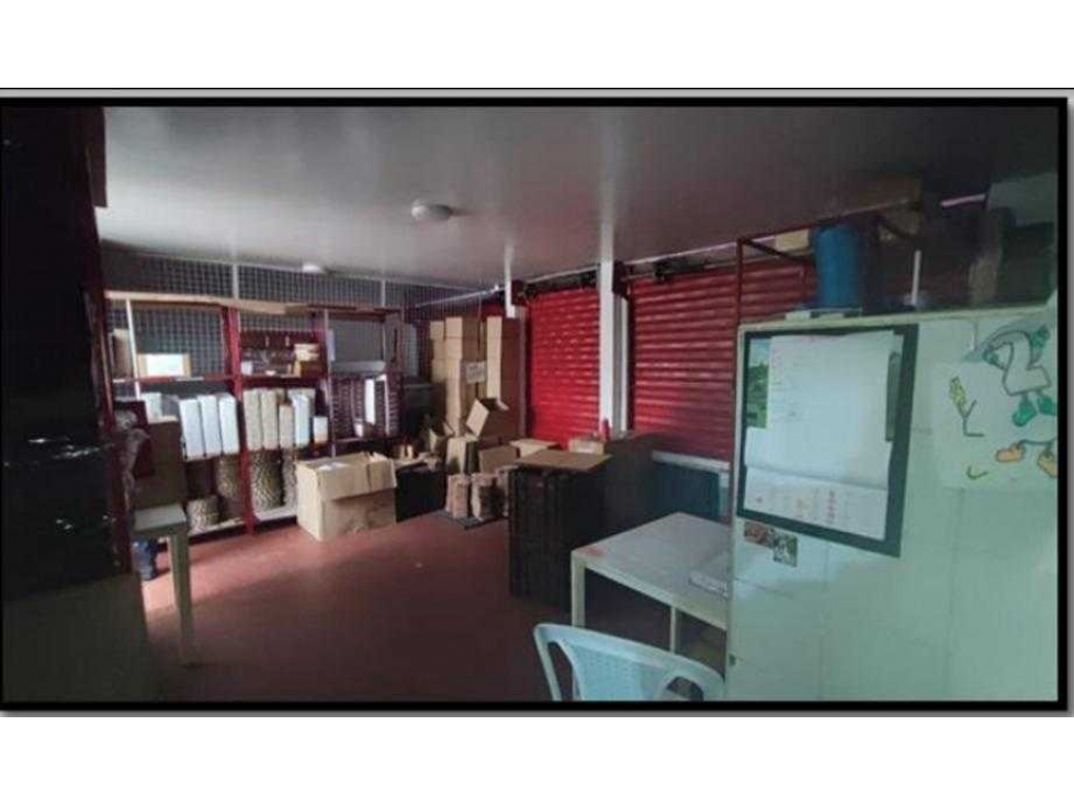 Bodega en venta Bogota alta mixtura rentando! Excelente inversion - 3