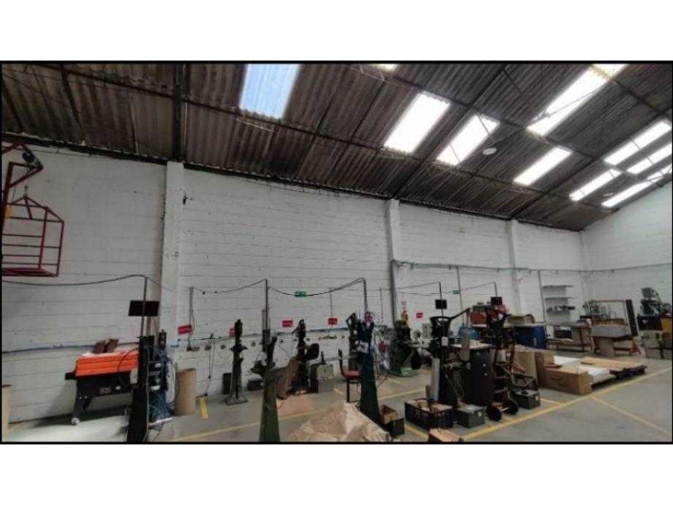Bodega en venta Bogota alta mixtura rentando! Excelente inversion - 4