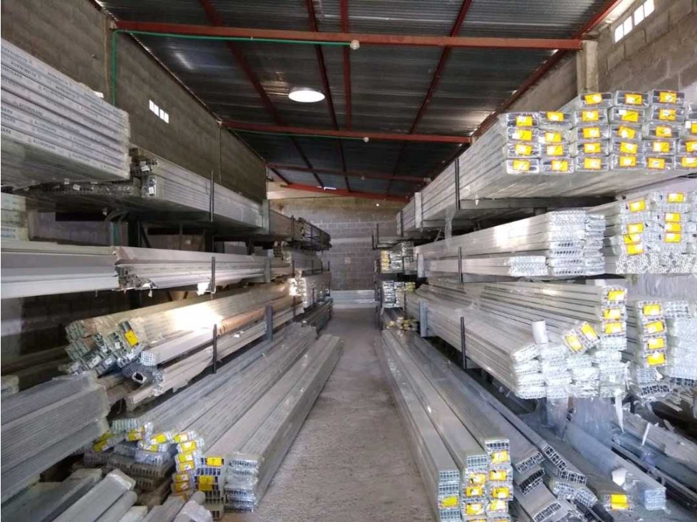 Bodega en venta en el barrio Sucre - 3