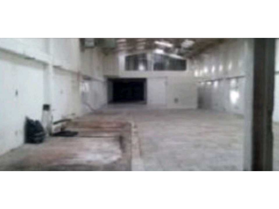 BODEGA EN VENTA EN EL SECTOR DE LA GRANJA