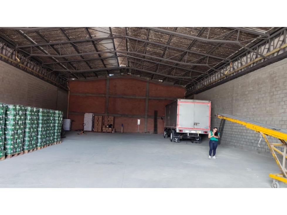 ARRIENDO BODEGA CONDOMINIO LA NUBIA CANDELARIA - 5