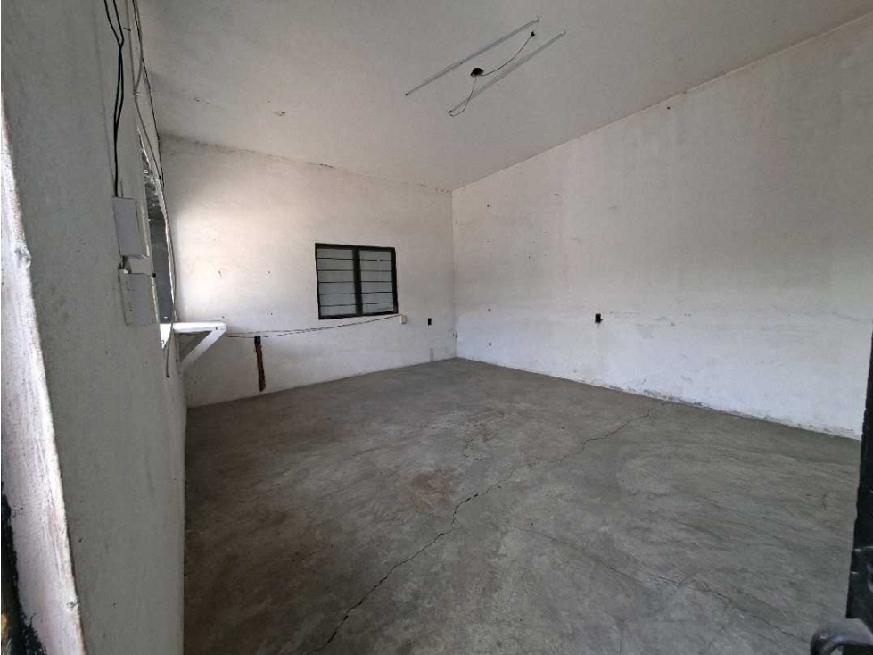 BODEGA EN VENTA O RENTA EN YAUTEPEC MORELOS - 3