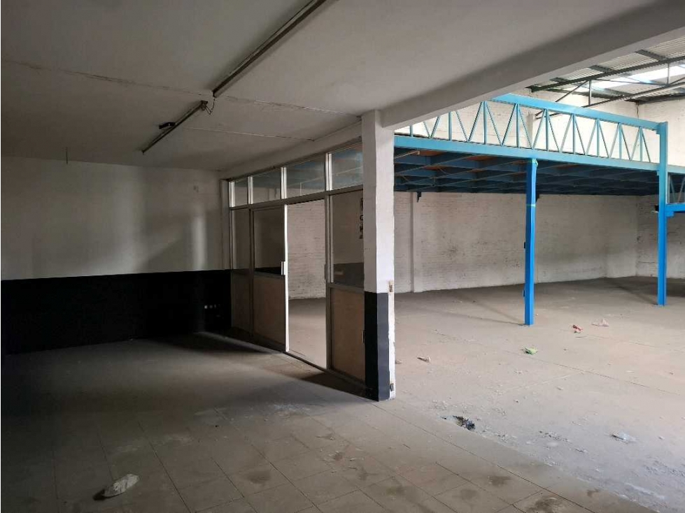 BODEGA EN VENTA SALIDA SALAMANCA - 6