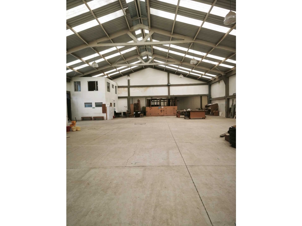 BODEGA EN VENTA ZONA INDUSTRIAL ALAMOS NORTE, BOGOTA