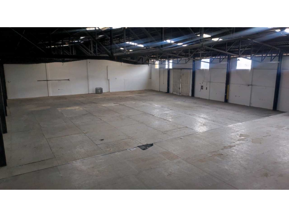BODEGA INDUSTRIAL EN ARRIENDO FONTIBÓN, BOGOTA — foto 2