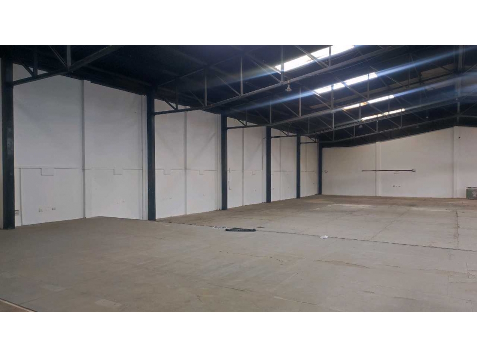 BODEGA INDUSTRIAL EN VENTA FONTIBÓN, BOGOTA — foto 4